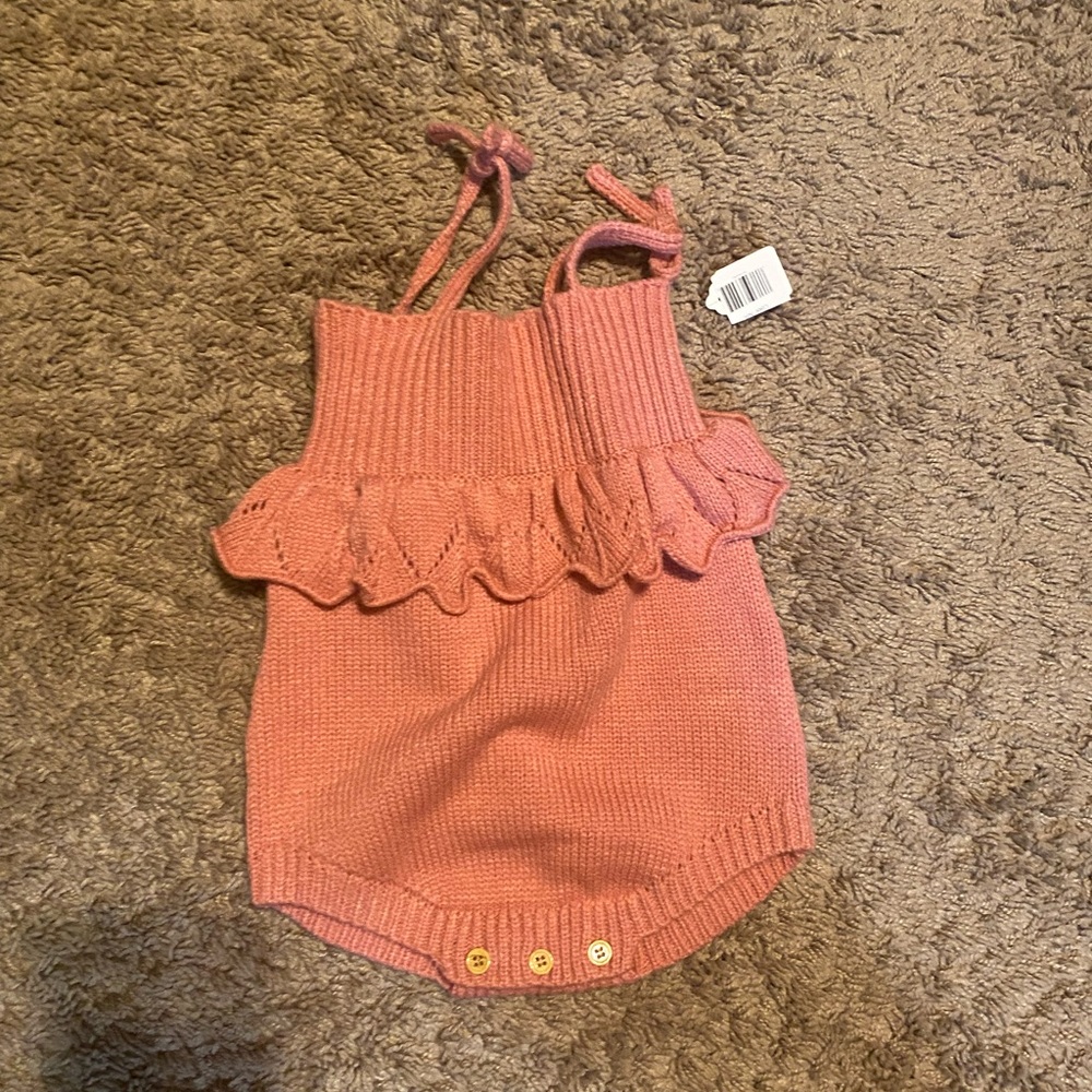 Infant girls sweater romper